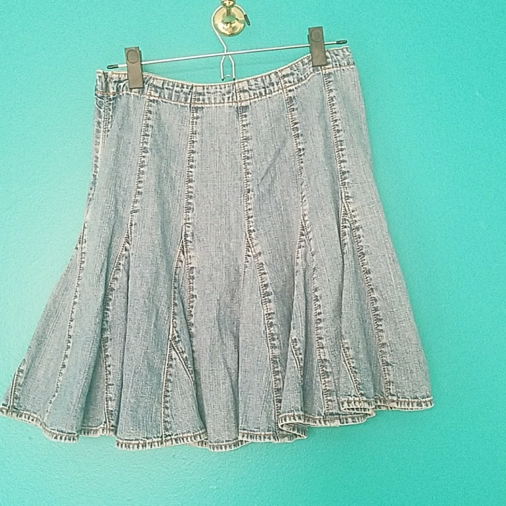 Denim fitted skirt